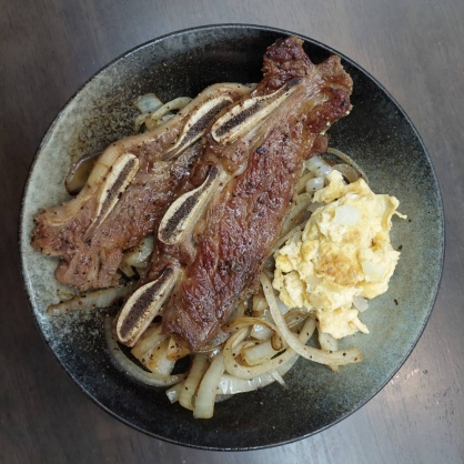 美國choice級帶骨牛小排